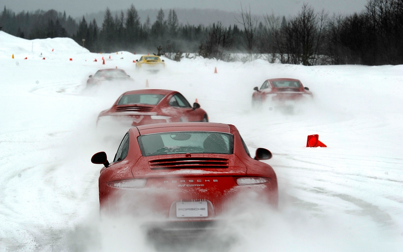 Illustration for article titled Snowstorm driving woes...
